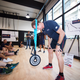 Whyte trying out the neck weights. Photo credit: Guido De Bortoli/Mobil 1